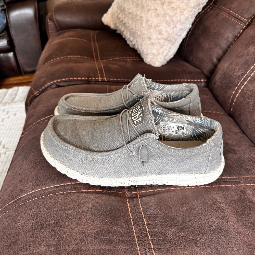 Hey Dude Men's Gray Loafers